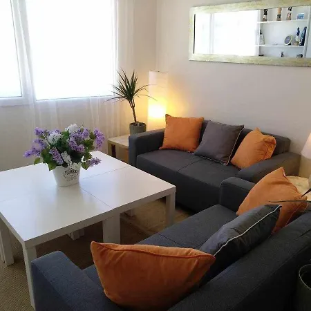 Primera Linea De Mar Duplex En *